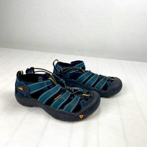 Keen Boys Size 3 Big Kids Navy Newport H2 Hiking Outdoor Water Sandals